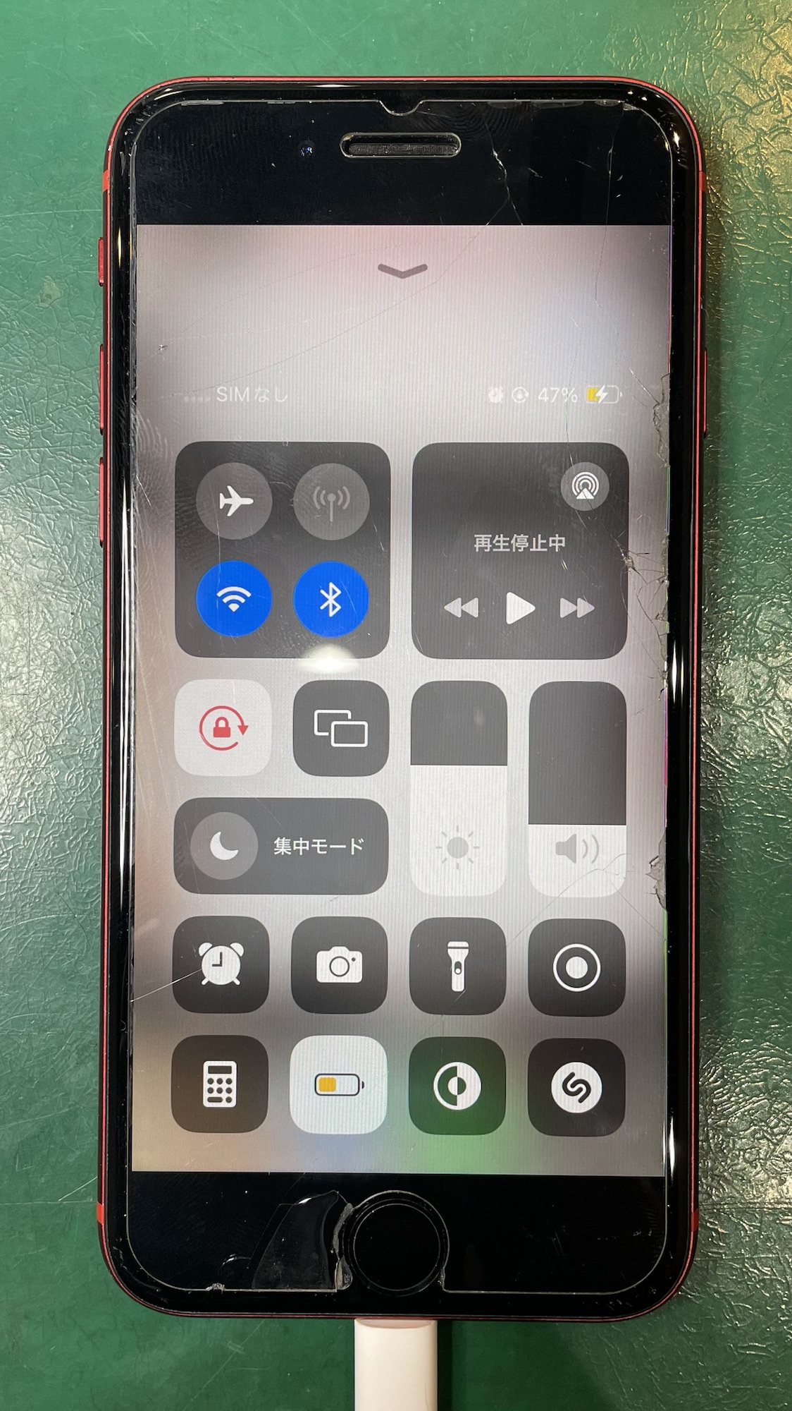 iPhoneSE2（レッド）の充電テスト