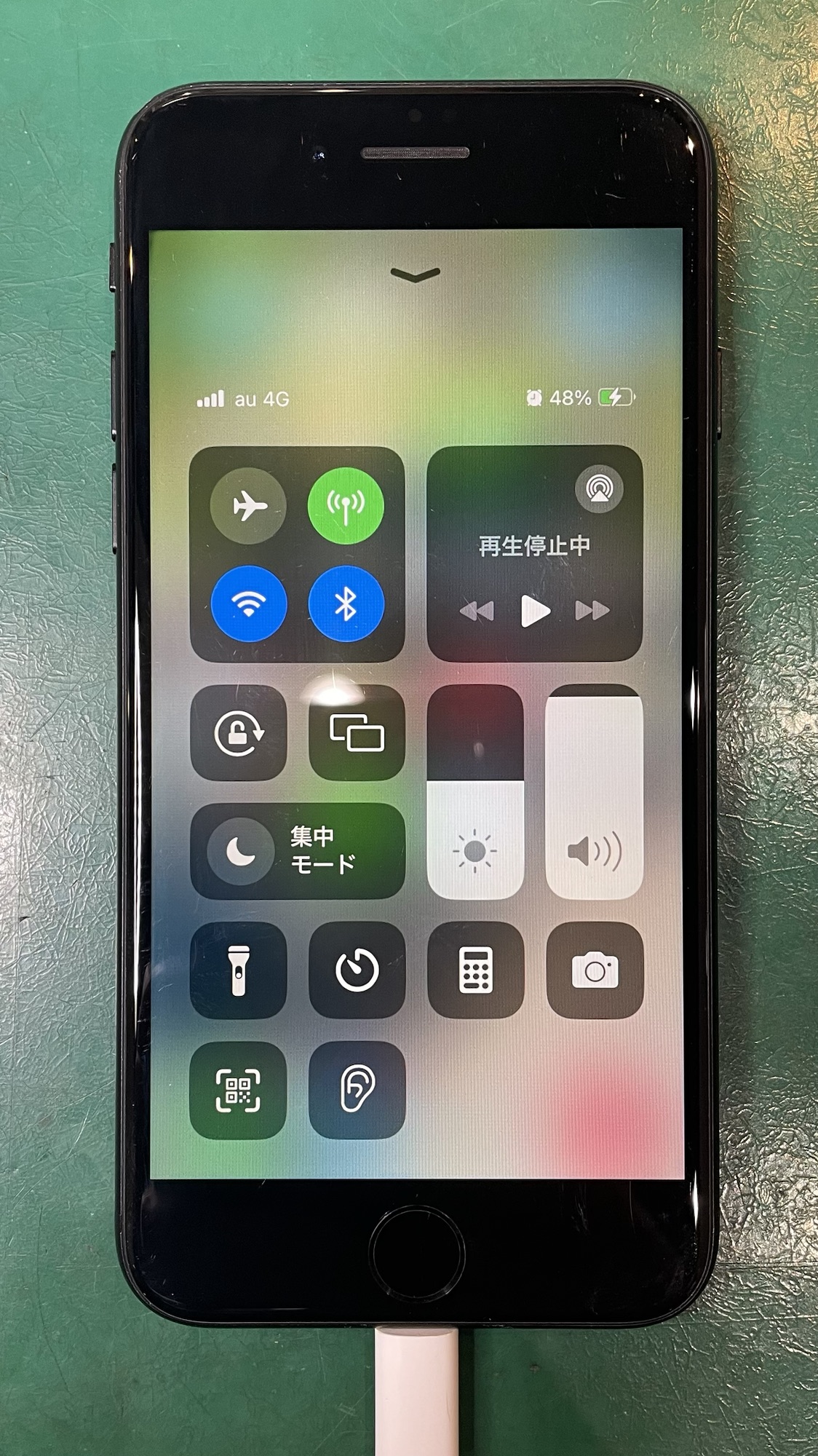 修理が完了したiPhoneSE2